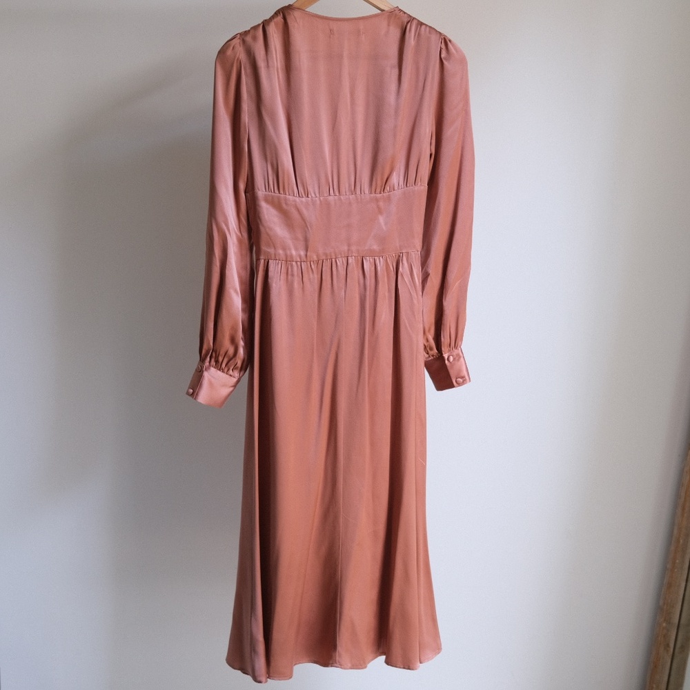 Reformation pink silk dress - Picture 5 of 6